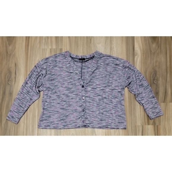 Lane Bryant Plus Size Button-Front V-Neck Cardigan - Picture 2 of 7